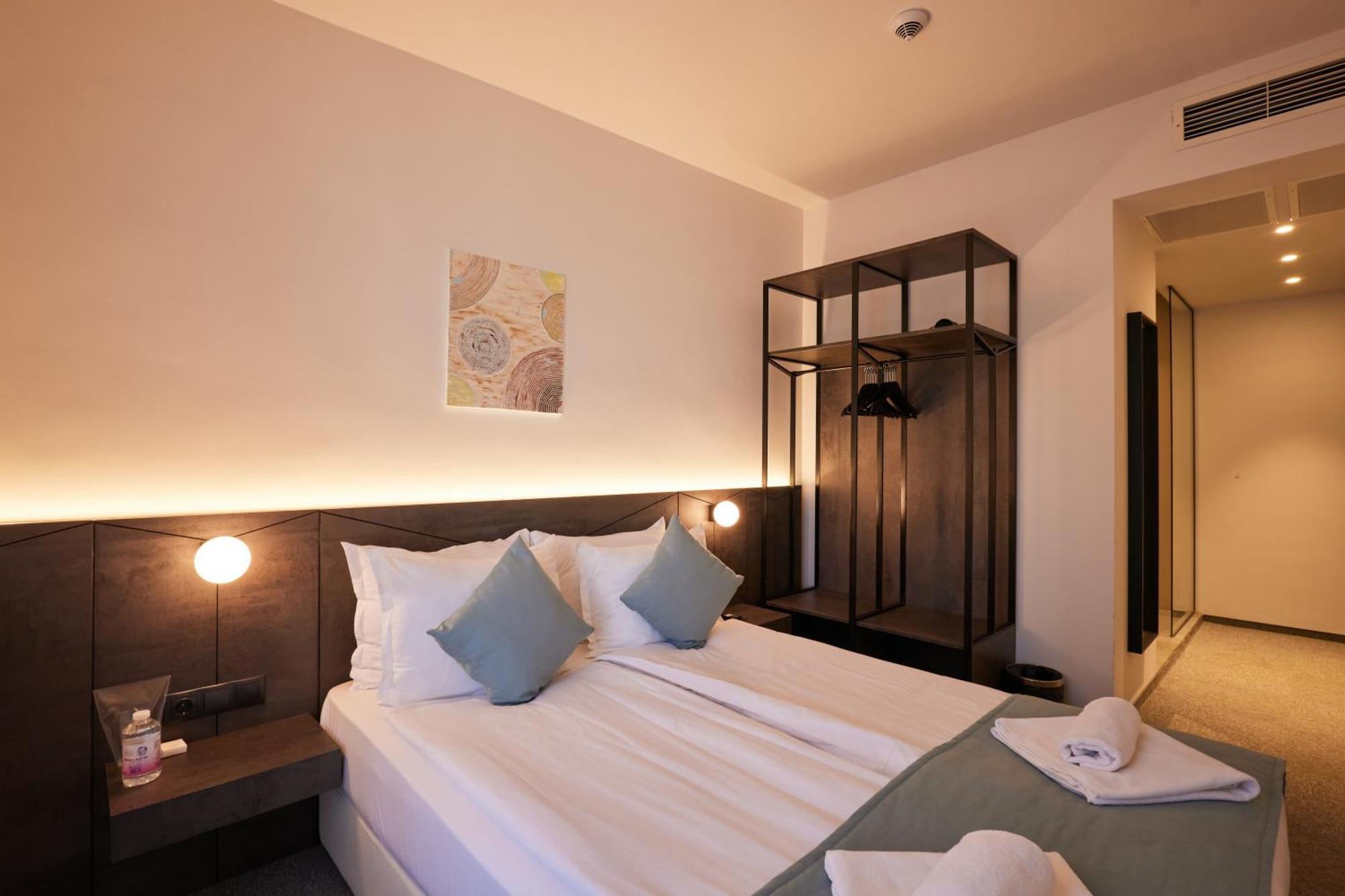Bizarre Boutique Hotel فارنا المظهر الخارجي الصورة